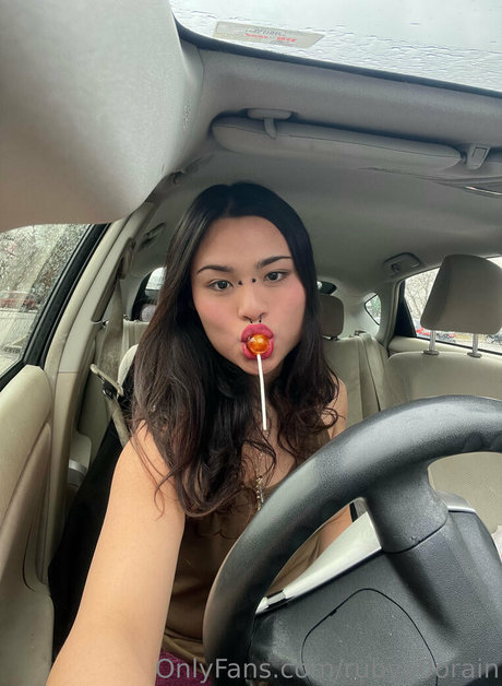 rubyo0orain erotische bilder