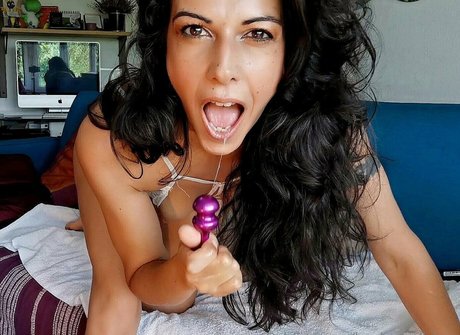 loucharmellefree hübsche schöne fotos