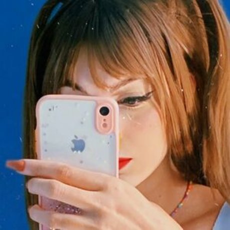 Laura Reizi akt pornostar fotos