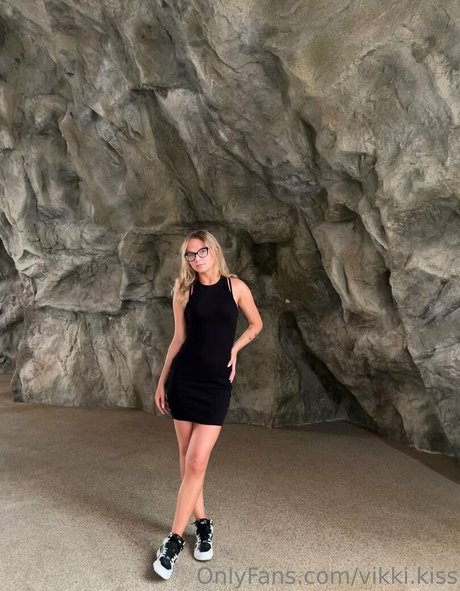 vikkikiss sex foto