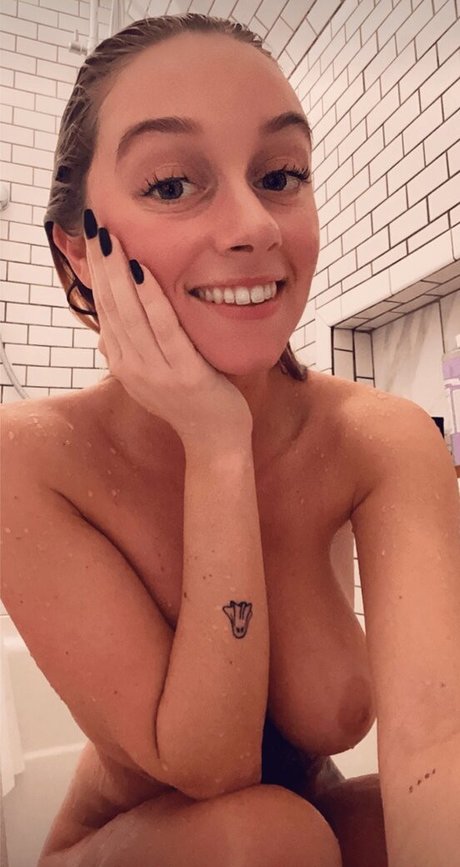 Natalie Hooper schöne pornostar bilder