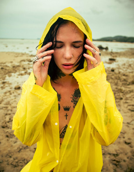 nikitavas nackt pornografische bild