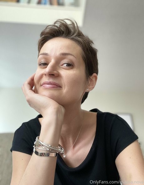 Masha nova kunst porno galerie