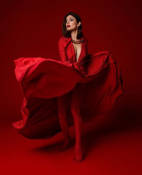 Monica Barbaro sexy archiv