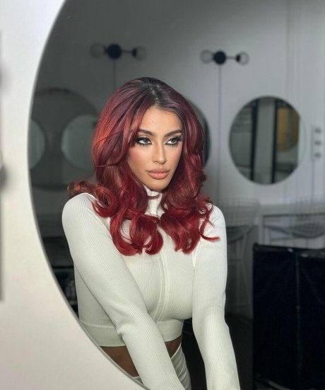 Belenegri porno hübsche bild