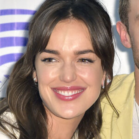 Elizabeth Henstridge kostenlose erotische archiv