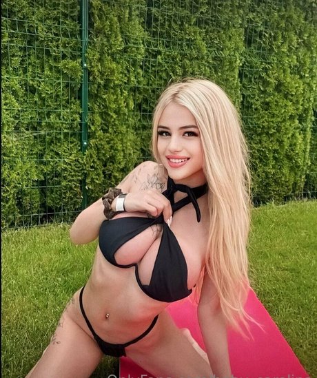 baby nackt onlyfans kunst top fotos