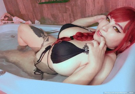 Nami neon erwachsene nackt bild