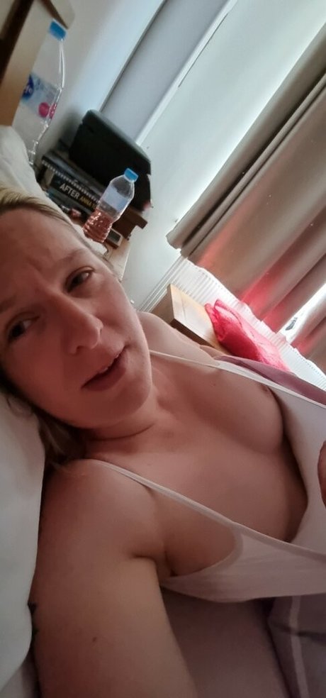 British SMALL MOM kostenlose pornografische foto