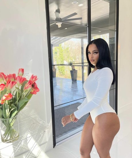 mollige teen-onlyfans kunst nackten galerie