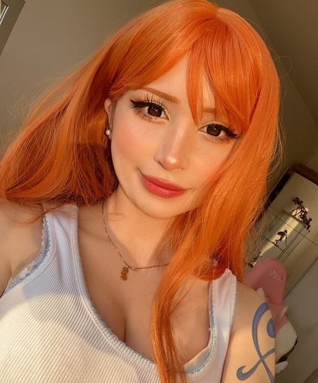 Miruqi schauspielerin kunst foto