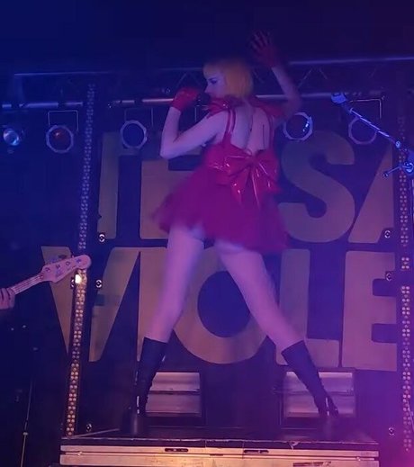 Tessa Violet xxx schöne fotos