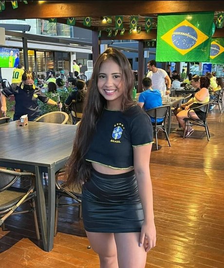 Gatapop nackt heiße galerien