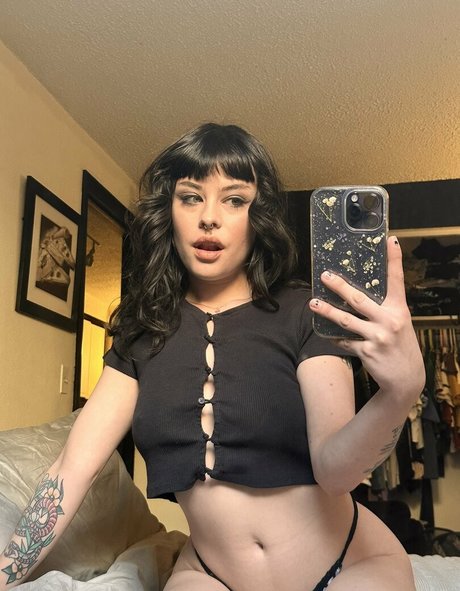 Strawberry bb hübsche nackt bilder