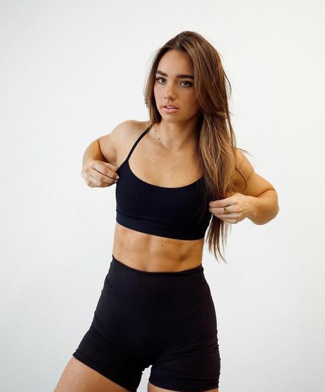 Kylie Holbeck pornostar hübsche galerien