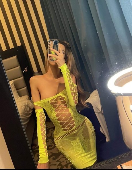 Pinky Fox kunst sexy galerien