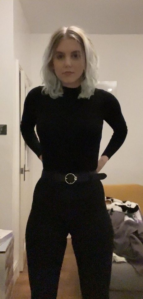 HoxieLoxie sexy heiße bild