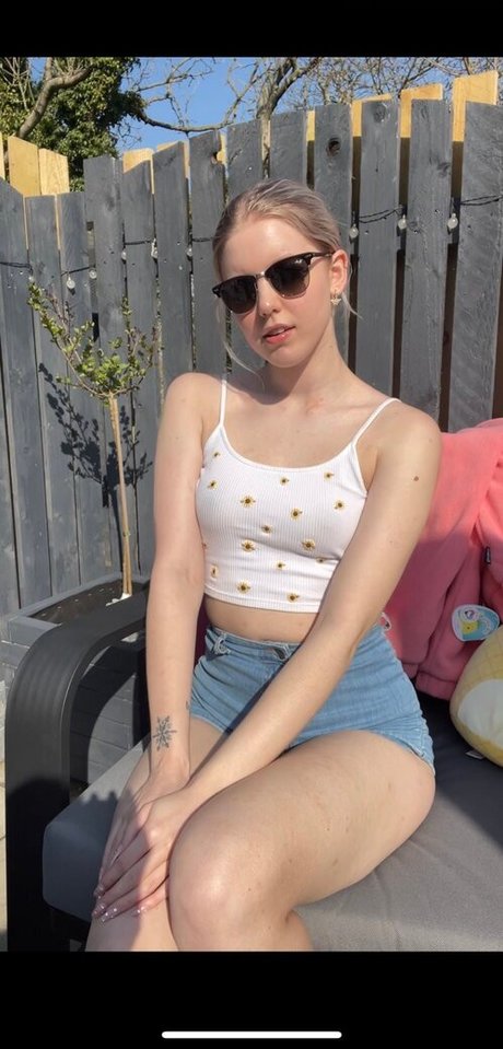 HoxieLoxie exklusive sexy foto