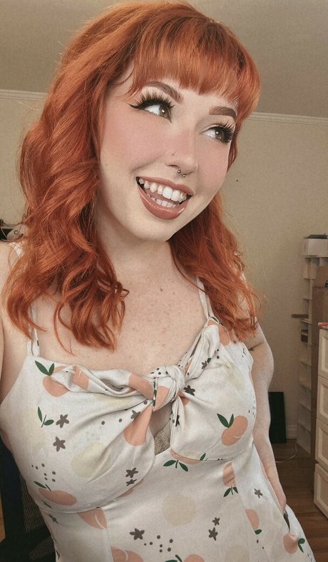 NotSaige pornostar freie bilder