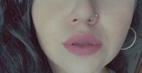 Rae Naughty Housewife kostenlose pornografische foto