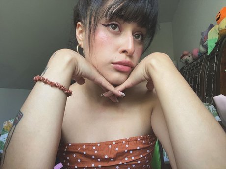 Ofeliaxoxo pornostar nette galerien