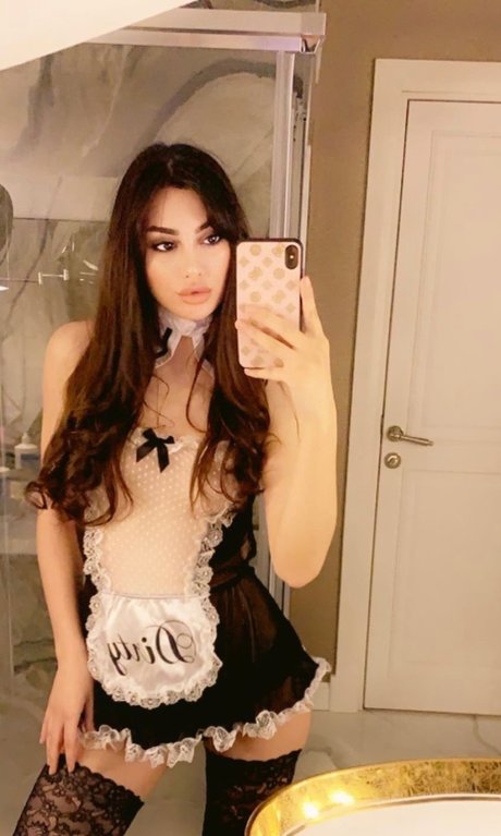 _ADELINA_ xxx nackte bild