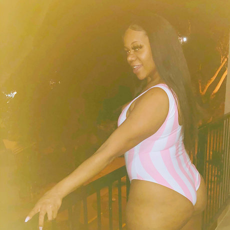 PURPLE REIN xxx sexy bild