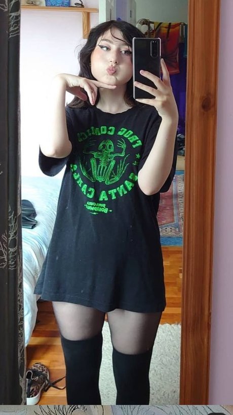 Pixie Lix model freie foto