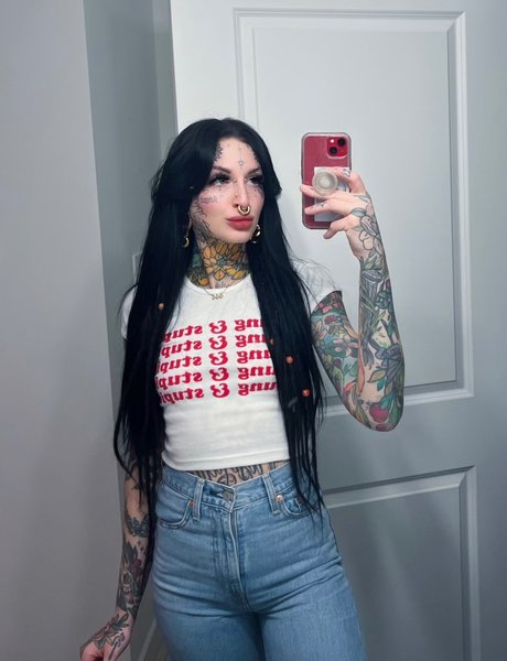 PiixiequeenFREE sexy kunst galerien