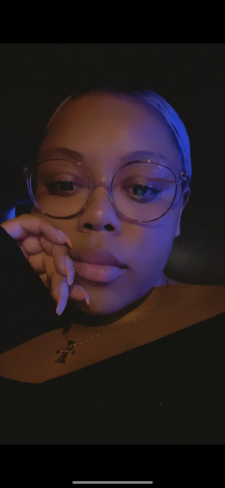 PYNK SIREN kunst heiße galerie