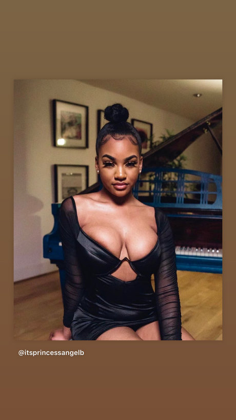 Princess Angel gone bad_ akt bild