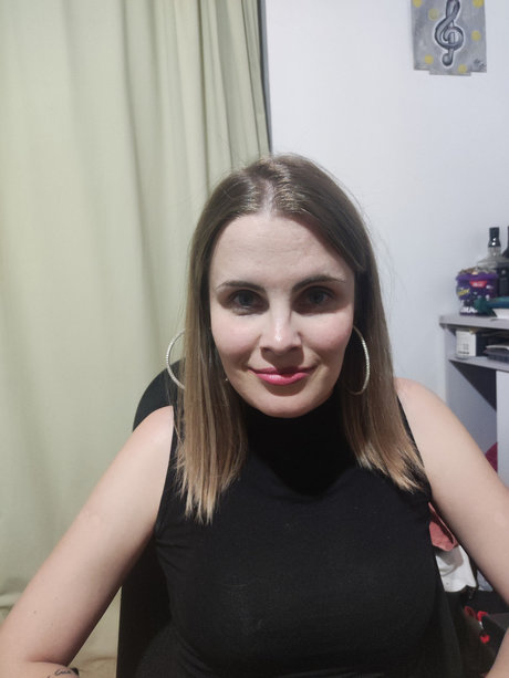 Rita Oliveira sexy perfekte galerie