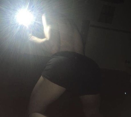 Richardbby nackt pornographische bilder