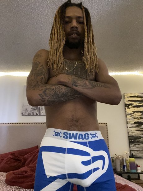 RellyOn exklusive pornographische foto