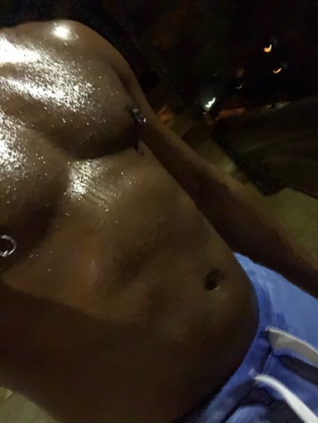 Raw And Verse porno bilder