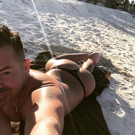 De La Cruz xxx akt archiv