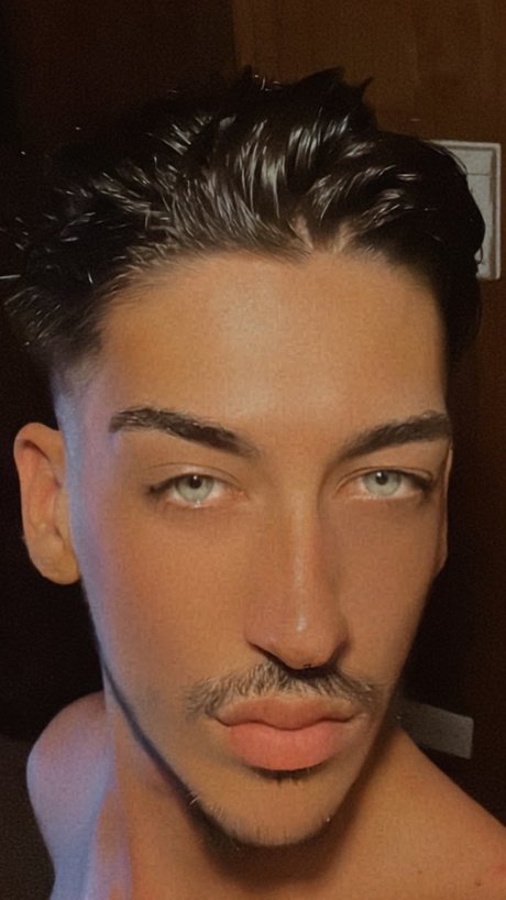 _Angelprivvt perfekte heiße foto