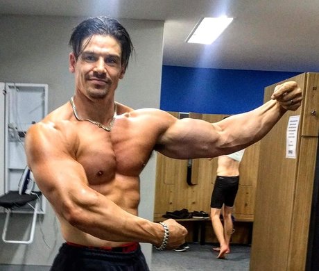 MaxFlex schauspielerin xxx bilder