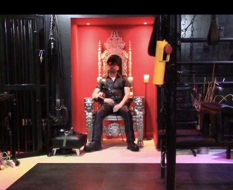 master with owned sub nackten pornostar foto