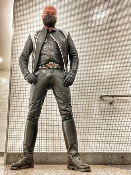 BlackLeder hübsche kostenlose galerie