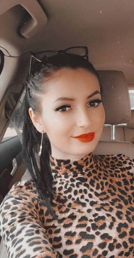 Maria Roxana schauspielerin pornografische bilder