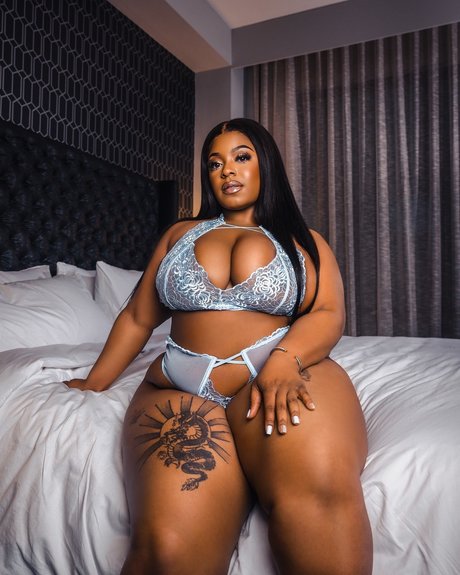 Chloe Santiago_ erotische porno bilder