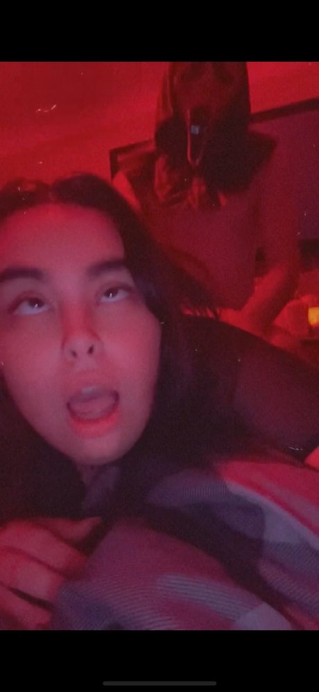 SapphireSiren model xxx fotos