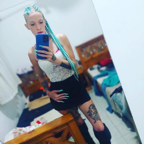 La Bebecita Queen perfekte akt galerie