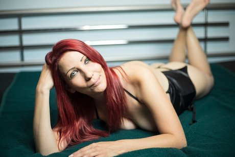 Beautiful Missy porno nette foto