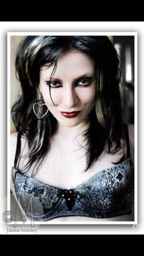 Metal Marion kunst xxx galerien