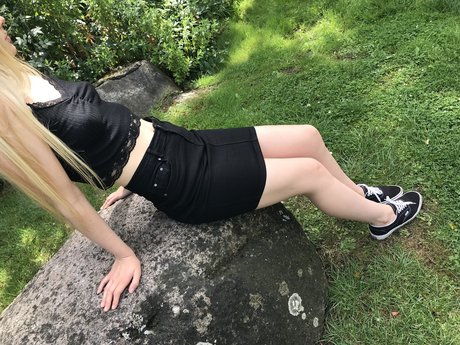 Mercedes Madelief CuriousGirl_ xxx nackt bild