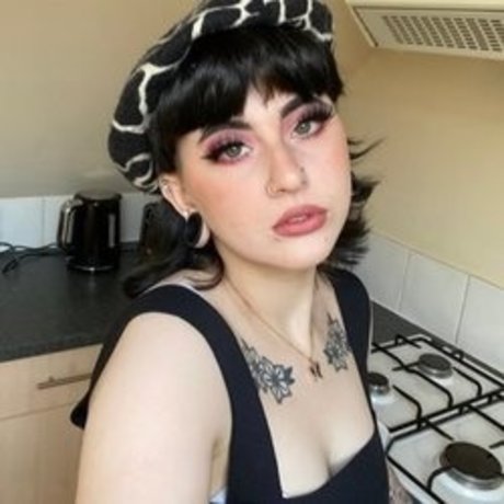 abigail model exklusive bild