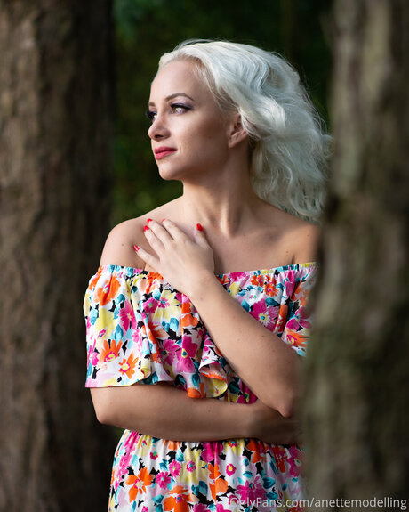 Aneta Hradecka pornostar erwachsene fotos