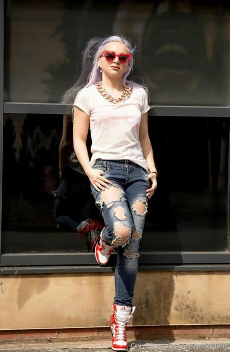 Aneta Hradecka heiße perfekte bild